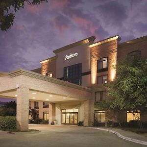 Radisson Hotel Dallas North-Addison